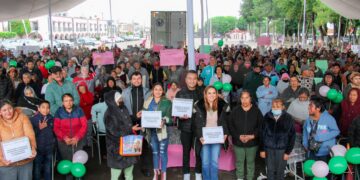 Shamy Spezia entrega más de tres mil despensas a través del programa “De corazón a corazón”