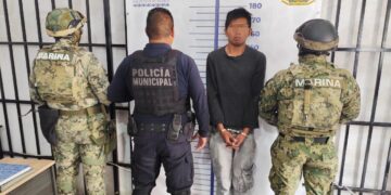 Detienen a dos sujetos por robo a casa habitación en Amozoc