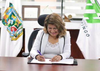 UTH expande lazos internacionales y firma convenio con la Universidad La Salle de Costa Rica