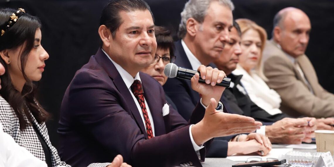 En Puebla, labor de las y los periodistas se protege, son guardianes de la información