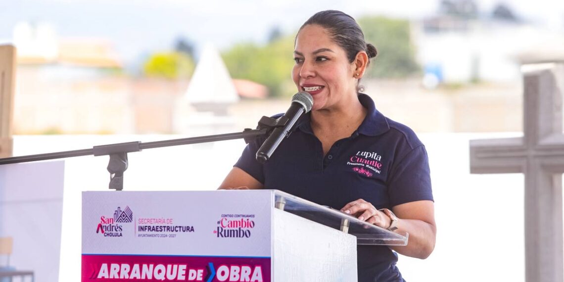 Inicia Lupita Cuautle obra en el panteón municipal de Santa María Tonantzintla