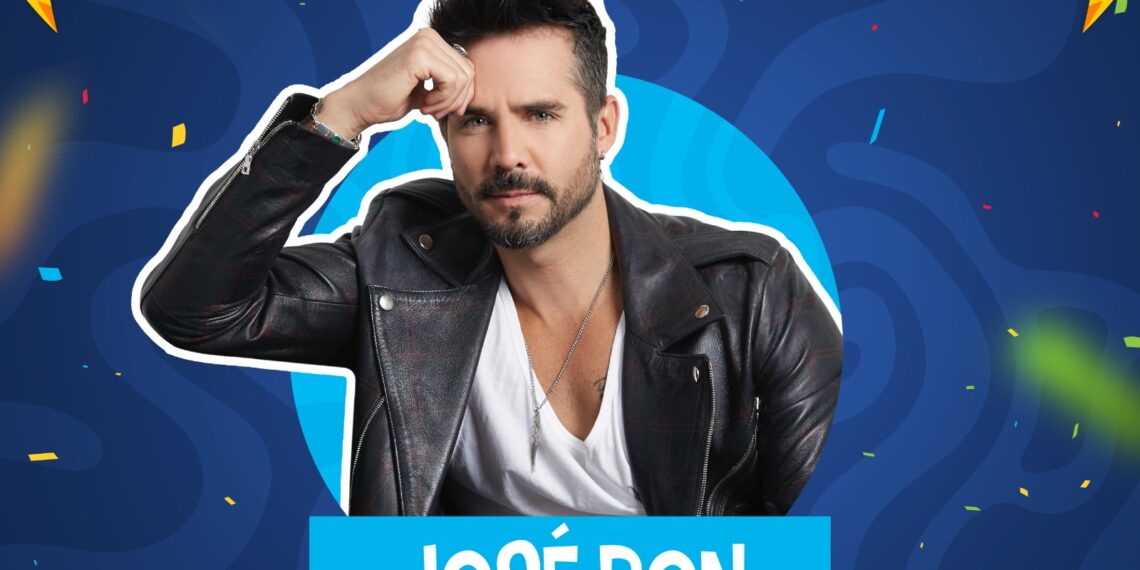 El actor José Ron en el Carnaval de Veracruz