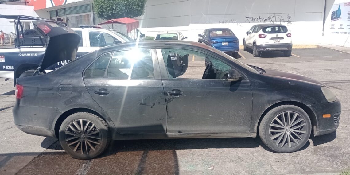 La SSCyPC Cuautlancingo detiene a cuatro presuntos asaltantes y recupera vehículo robado