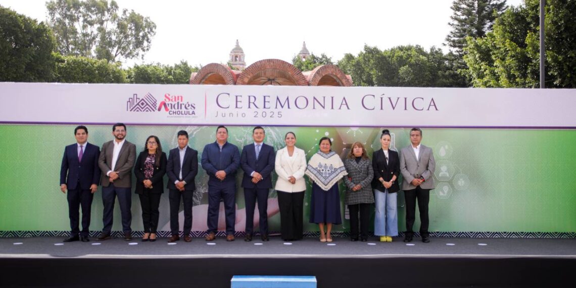 Gobierno de San Andrés Cholula realiza ceremonia cívica de junio