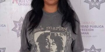 Detienen a mujer por presunto robo a comercio en San Andrés Cholula