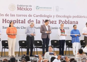 Claudia Sheimbaum inaugura las Torres Médicas en el Hospital de la Niñez Poblana