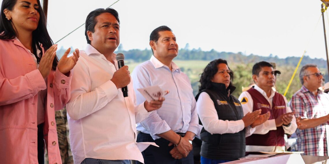 Alejandro Armenta reafirma su compromiso con Ajolotla