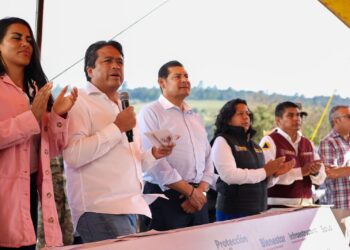 Alejandro Armenta reafirma su compromiso con Ajolotla