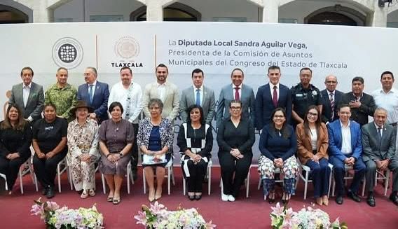 Guadalupe Yamak fortalece el trabajo legislativo municipal en reunión nacional en Tlaxcala