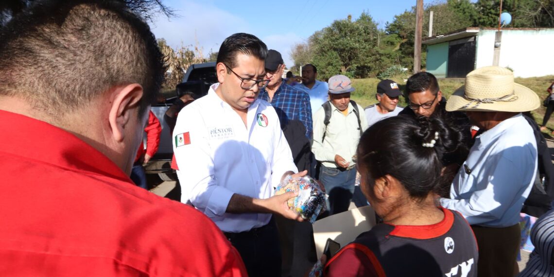 Néstor Camarillo lleva Jornada de Salud a comunidad de Zacapoaxtla