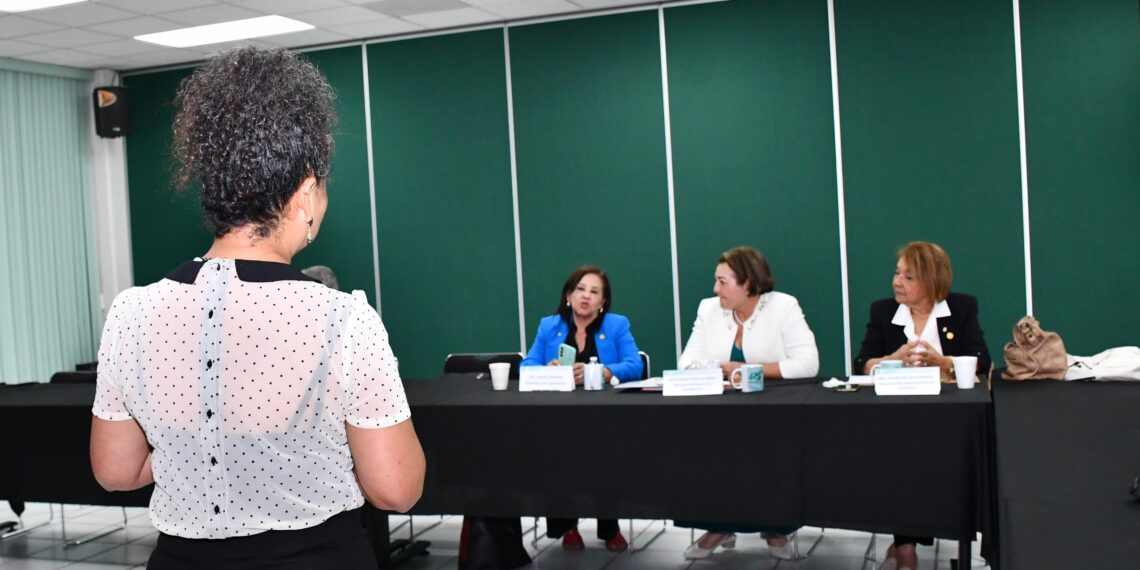 UTH amplía la vinculación internacional