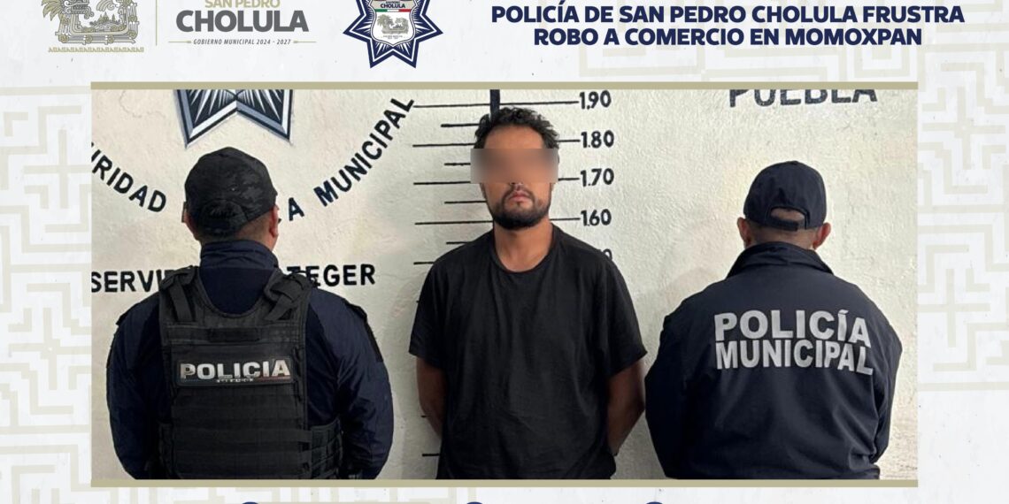 Policía de San Pedro Cholula frustra robo a comercio en Momoxpan