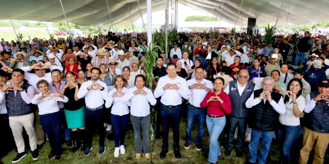 Entrega Gobierno de Puebla 20 mdp para fortalecer el campo y obra comunitaria