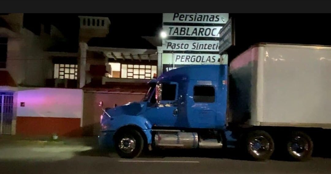 Balean conductor de camión en intento de asalto en la Cuacnopalan-Oaxaca.