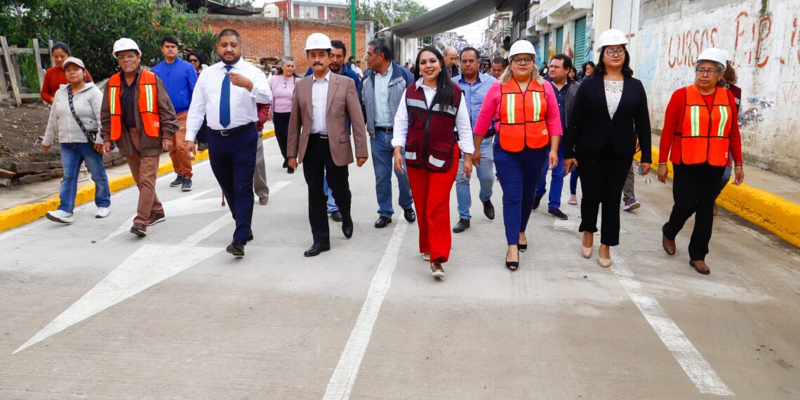 «Hoy, el Gobierno Municipal atiende y ve por todas las juntas auxiliares»: Tonantzin Fernández