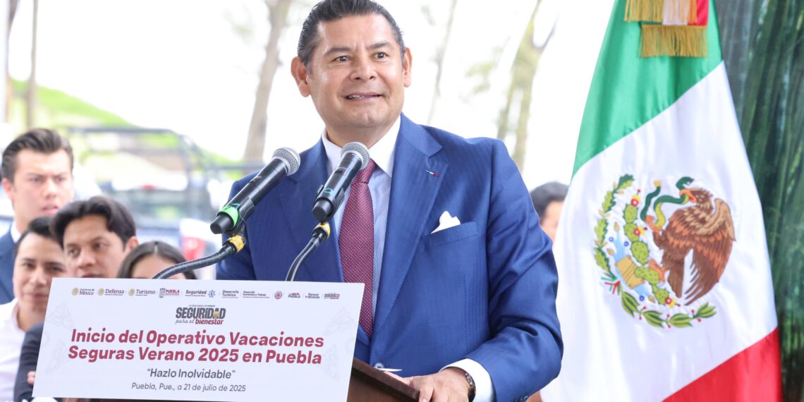 Con seguridad y bienestar, Puebla es una potencia turística: Alejandro Armenta