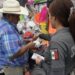 Policía de San Pedro Cholula suma a más comerciantes al comité de seguridad del Tianguis de Xixitla