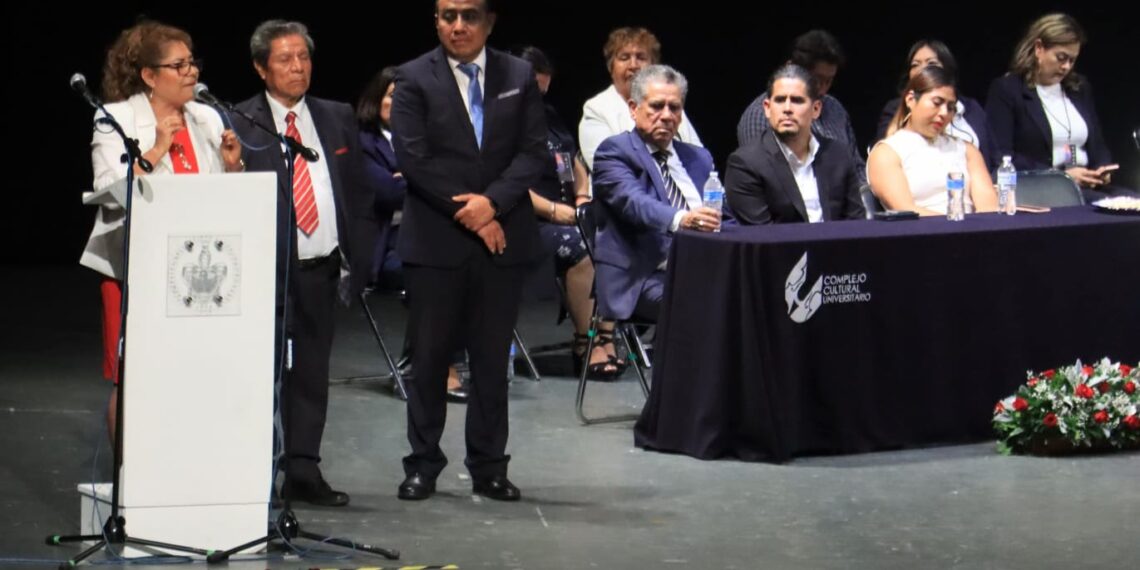 El SMDIF comprometido con impulsar la educación en Cuautlancingo: Tere Alfaro