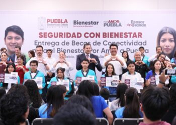 Seguridad y desarrollo educativo con Becas de Conectividad Digital