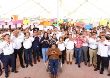 En Sierra Negra, Gobierno de Armenta entrega 97 mdp en obra comunitaria para pueblos indígenas