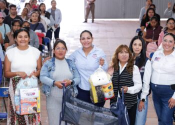 Respalda Lupita Cuautle a futuras mamás con apoyos y talleres