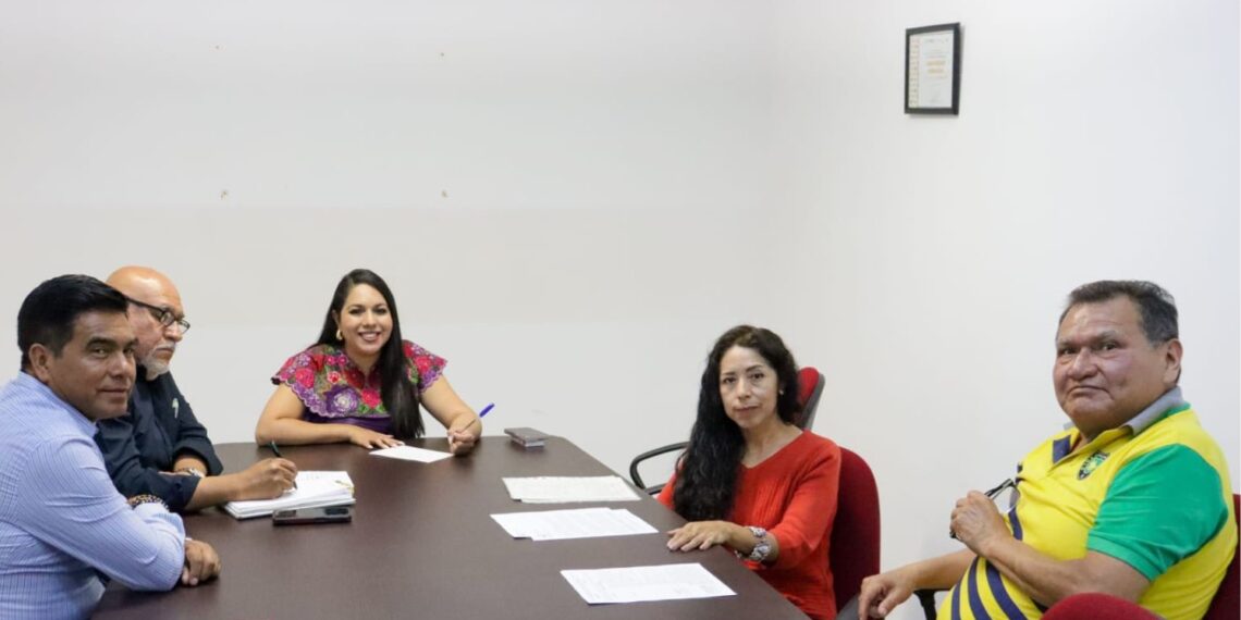 Reafirma Tonantzin Fernández compromiso con el diálogo ciudadano y el desarrollo comercial