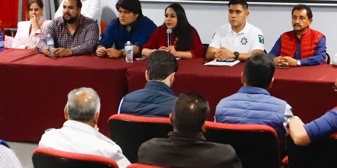 Certeza jurídica y gobernabilidad para el Mercado Cosme del Razo: compromiso de Tonantzin Fernández