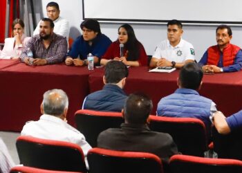 Certeza jurídica y gobernabilidad para el Mercado Cosme del Razo: compromiso de Tonantzin Fernández
