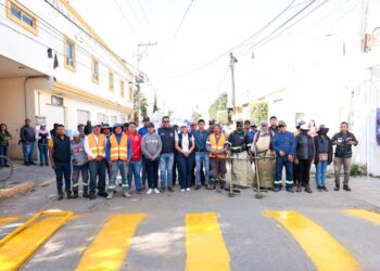 Refuerza Lupita Cuautle mantenimiento urbano en San Francisco Acatepec