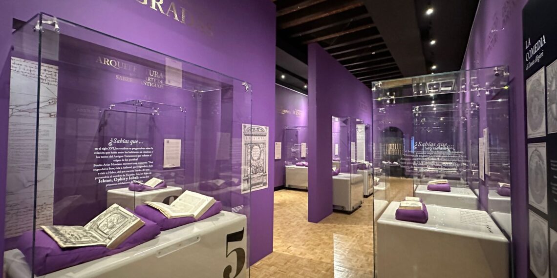 Gobierno de Puebla apertura salas expositivas de Biblioteca Palafoxiana y promueve patrimonio cultural