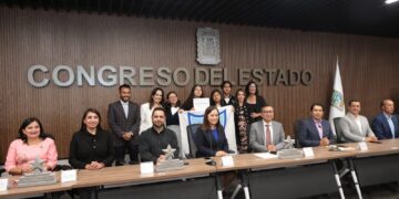 Jaime Aureoles reconoce el poder transformador de la educación en presentación de proyectos escolares comunitarios