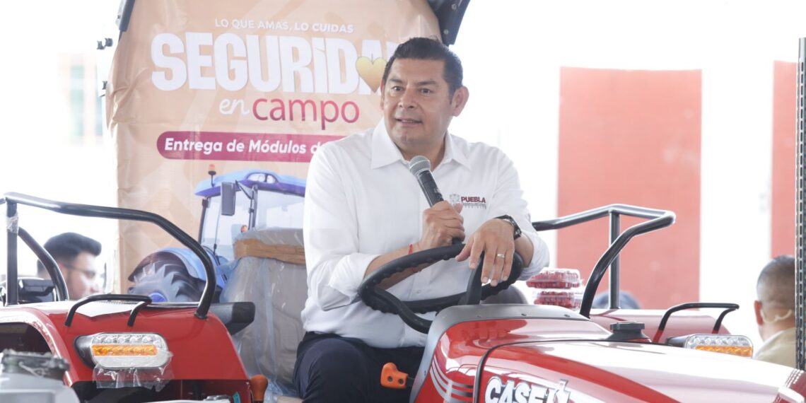 Puebla da seguridad al campo con maquinaria y riqueza comunitaria