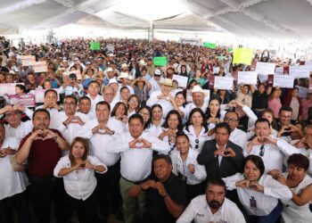Acelera Armenta el desarrollo de la Sierra Negra con apoyos comunitarios y al campo