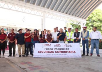 Comunidad y Gobierno de Puebla refuerzan lazos con faena de seguridad