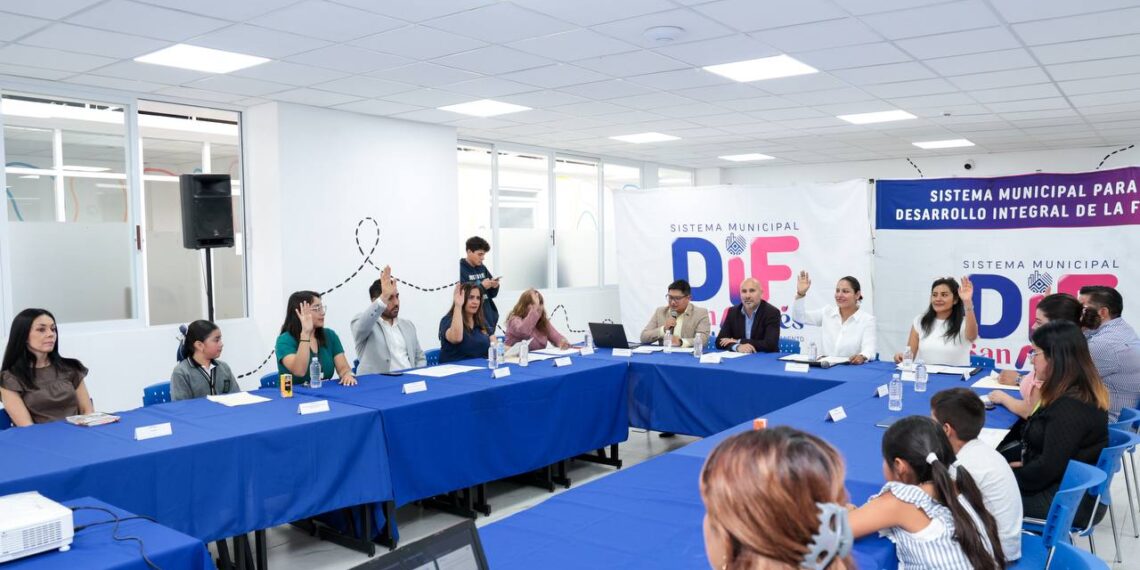 Encabeza Lupita Cuautle segunda sesión del comité municipal del SIPINNA