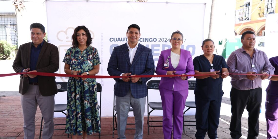 Encabezan Omar Muñoz y Norma Pimentel jornada de salud en Cuautlancingo