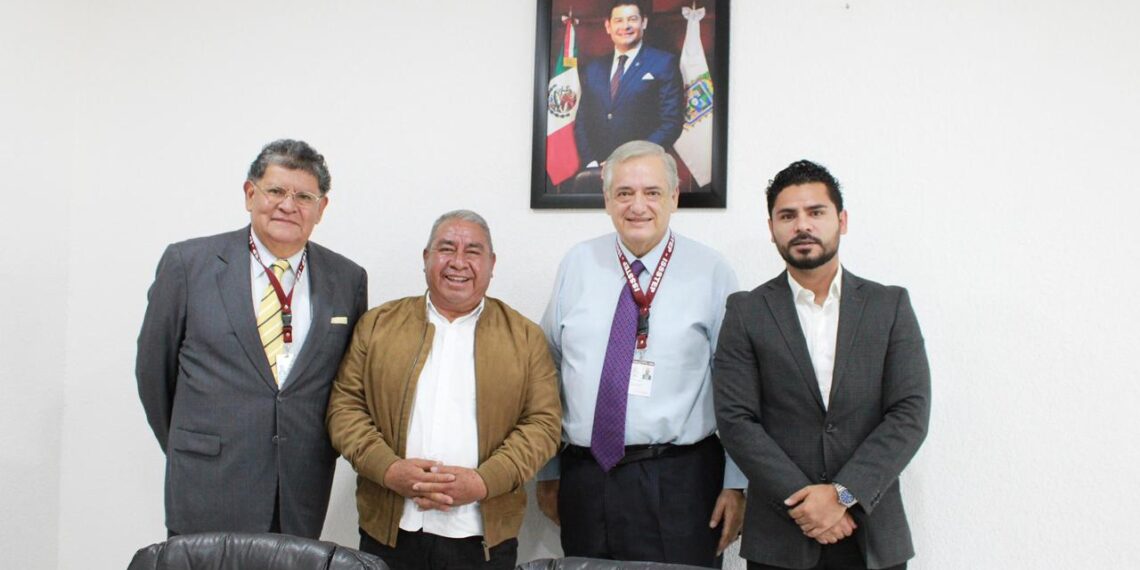 Edil de Amozoc realiza gestiones para su municipio