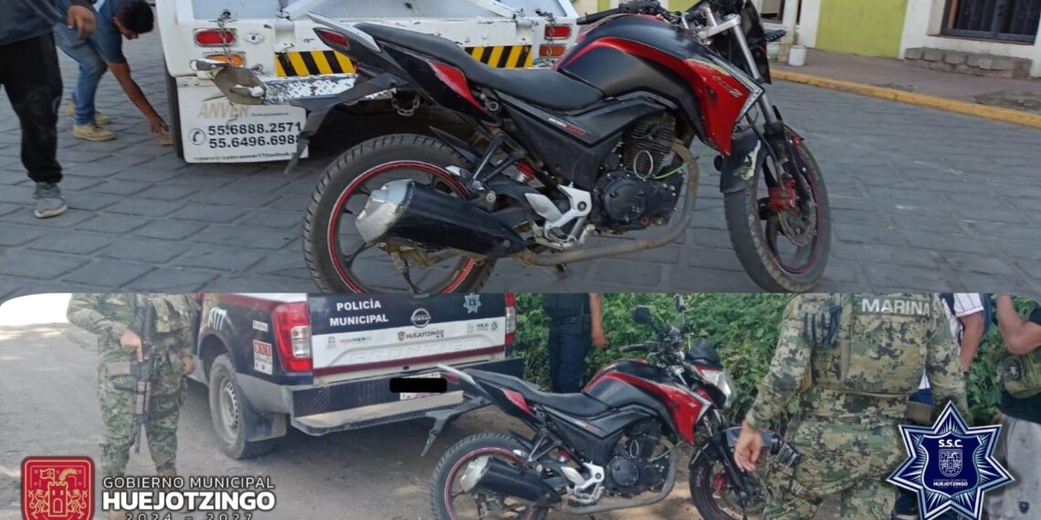 POLICÍA DE HUEJOTZINGO ASEGURA CUATRO VEHÍCULOS CON REPORTE DE ROBO Y DETIENE A DOS PERSONAS