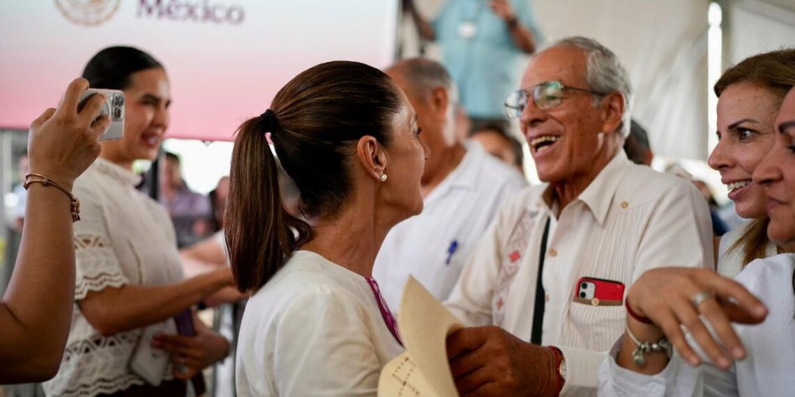 Presidenta Claudia Sheinbaum da banderazo de salida a la construcción de puentes vehiculares en Colima
