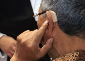 Tere Alfaro encabeza programa de apoyo auditivo