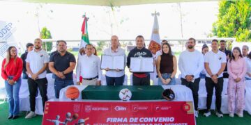 Con convenio de colaboración, Roberto Solís y ‘el Chelís’ impulsan el deporte en Huejotzingo