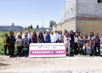 Arranca Lupita Cuautle obra de adoquinamiento y servicios en San Rafael Comac