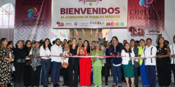 Ante más de 50 mil personas Tonantzin Fernández inaugura la 75ª Feria de San Pedro Cholula