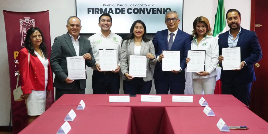 UTH y SICOM firman convenio de colaboración