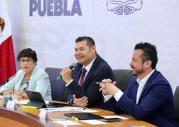 En Puebla se impulsa un transporte con legalidad y sin corrupción: Armenta llama a alcaldes a respetar la ley