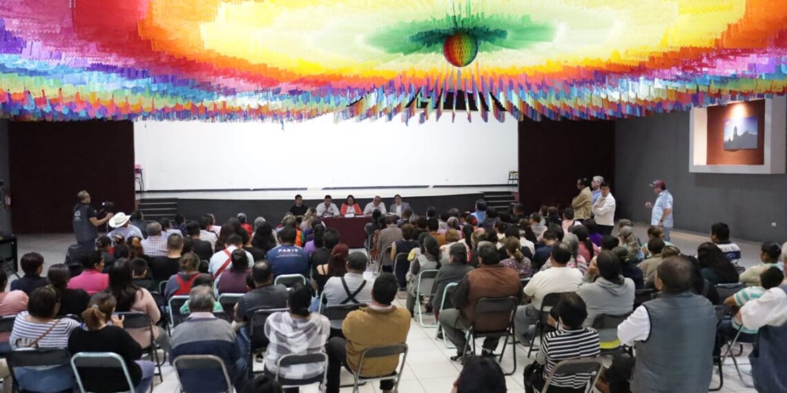 Realiza Gobierno de Tonantzin Fernández cuarta mesa de trabajo con comerciantes del Mercado Cosme del Razo