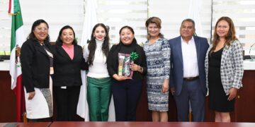 Estudiantes de UTH becados por Alianza del Pacífico para movilidad a Colombia