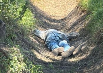 Localizaron cadáver de un hombre con signos de violencia e impactos de bala en Tecamachalco