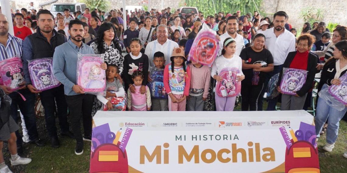 Con programa “Mi Historia Mi Mochila” entregan más de 200 mochilas a diferentes alumnos de Amozoc