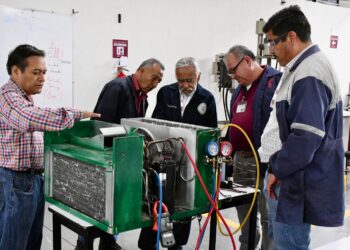 UTH fortalece las competencias de su personal docente en Ingeniería Mecánica